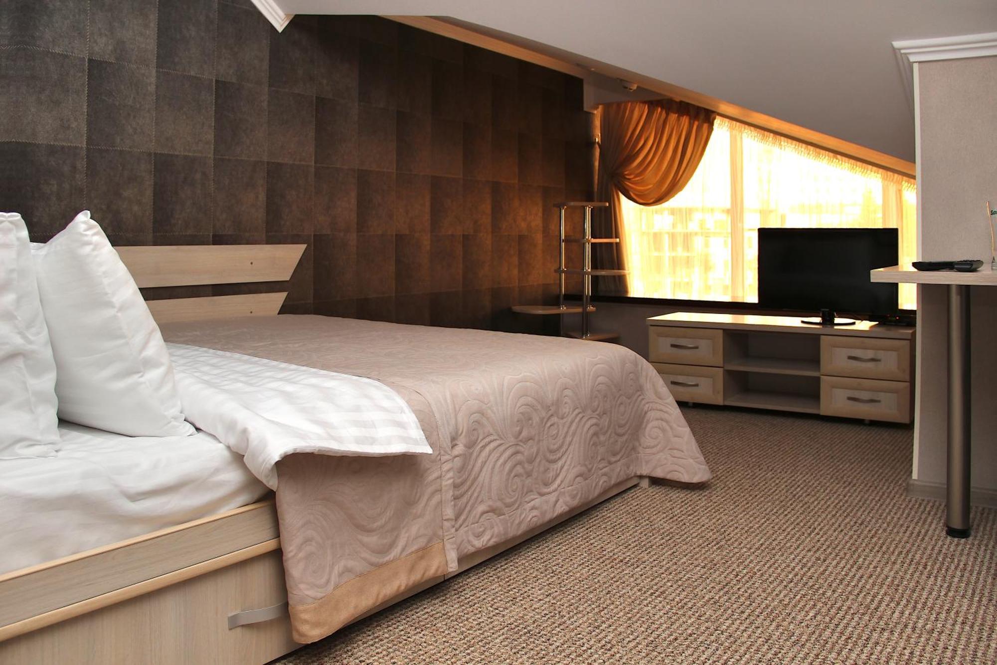 Harvest Hotel วินนิตซา ภายนอก รูปภาพ