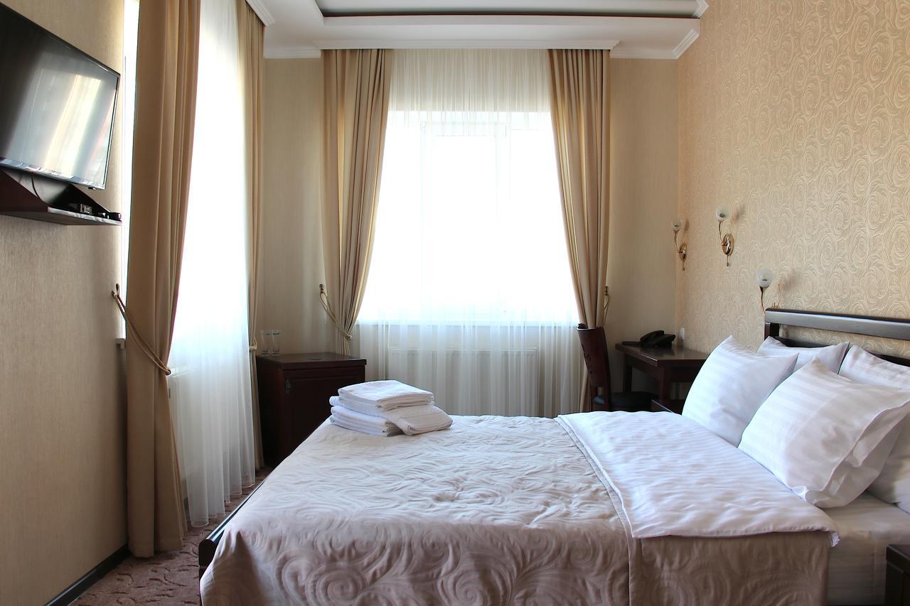 Harvest Hotel วินนิตซา ภายนอก รูปภาพ