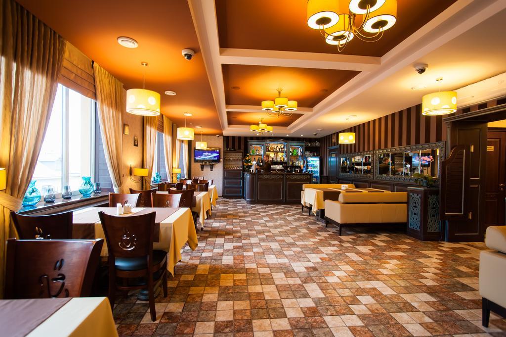 Harvest Hotel วินนิตซา ภายนอก รูปภาพ